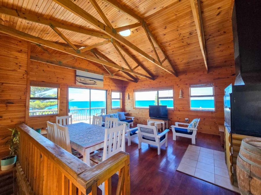 5 Bedroom Property for Sale in Jongensfontein Western Cape